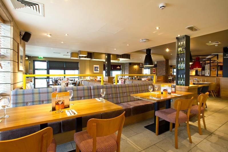 Premier Inn Stirling City Centre Εξωτερικό φωτογραφία